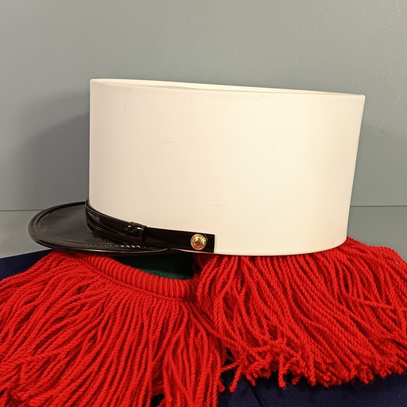 ENSEMBLE LEGIONNAIRE KEPI BLANC EPAULETTES ROUGES ET VERTES CEINTURE BLEUE LEGION ETRANGERE PARA GENIE INFANTERIE